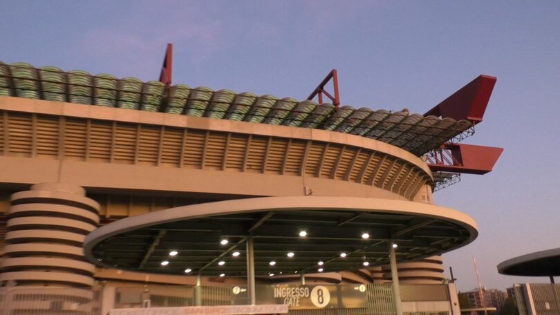 Via libera ma condizionato al nuovo San Siro