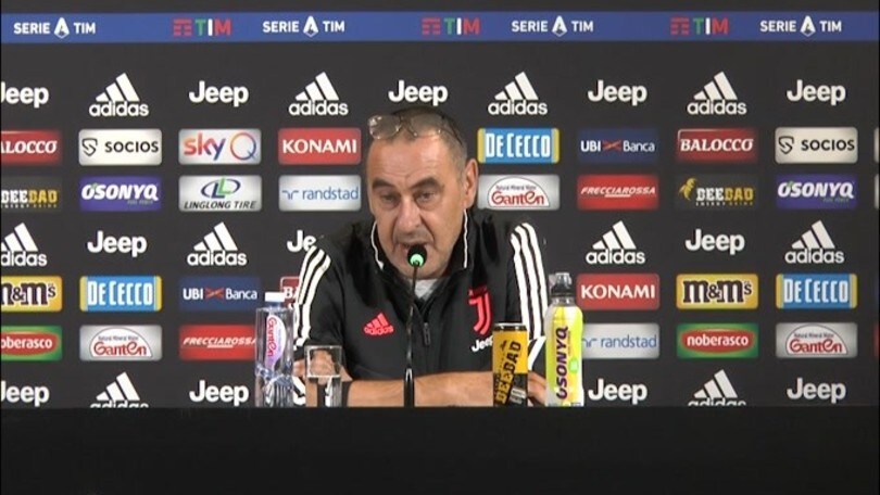 Sarri: "Difficile pensare a un 4-3-3 senza Higuain"