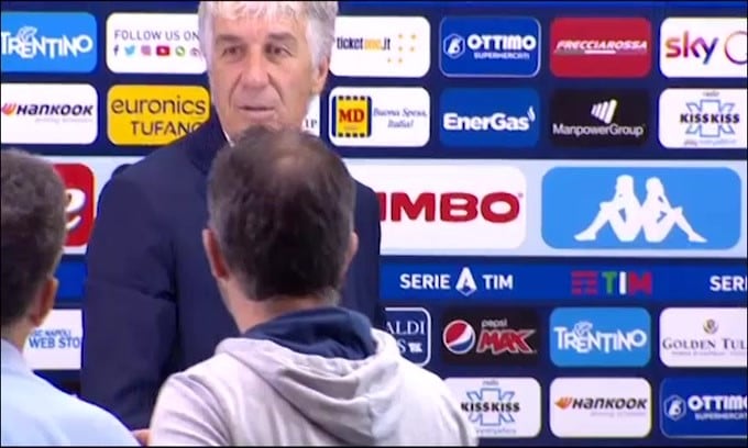 Gasperini lascia la conferenza...anzi no parla con i giornalisti!