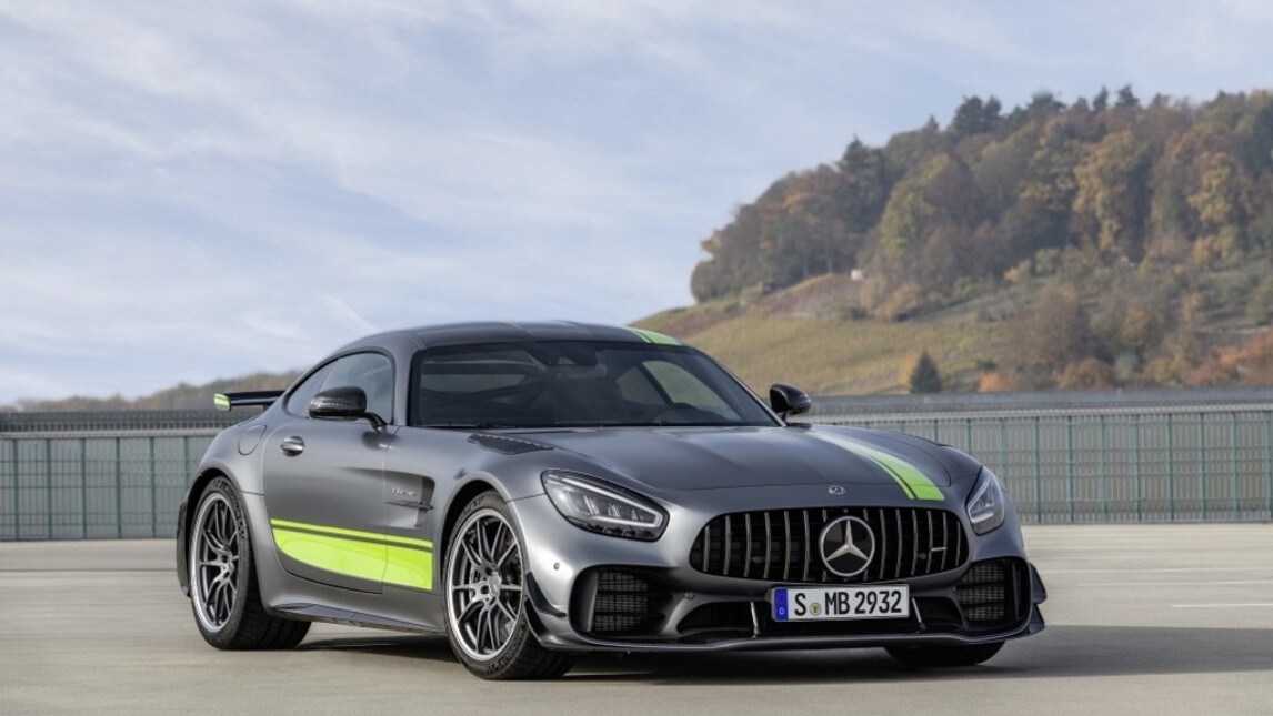 Mercedes-AMG GT R PRO: gli scatti