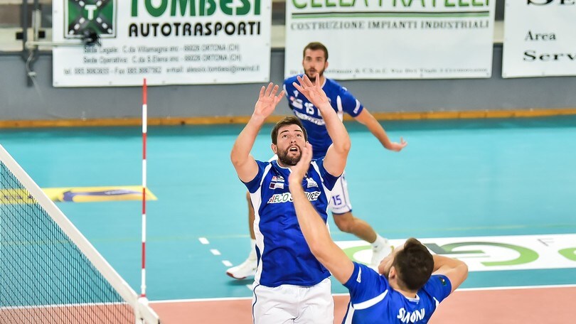 A2 Maschile, Ortona sempre più leader, Cantù ko