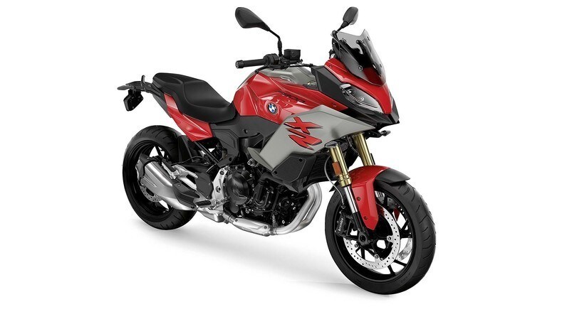 EICMA 2019 si accende per BMW F 900 R e F 900 XR
