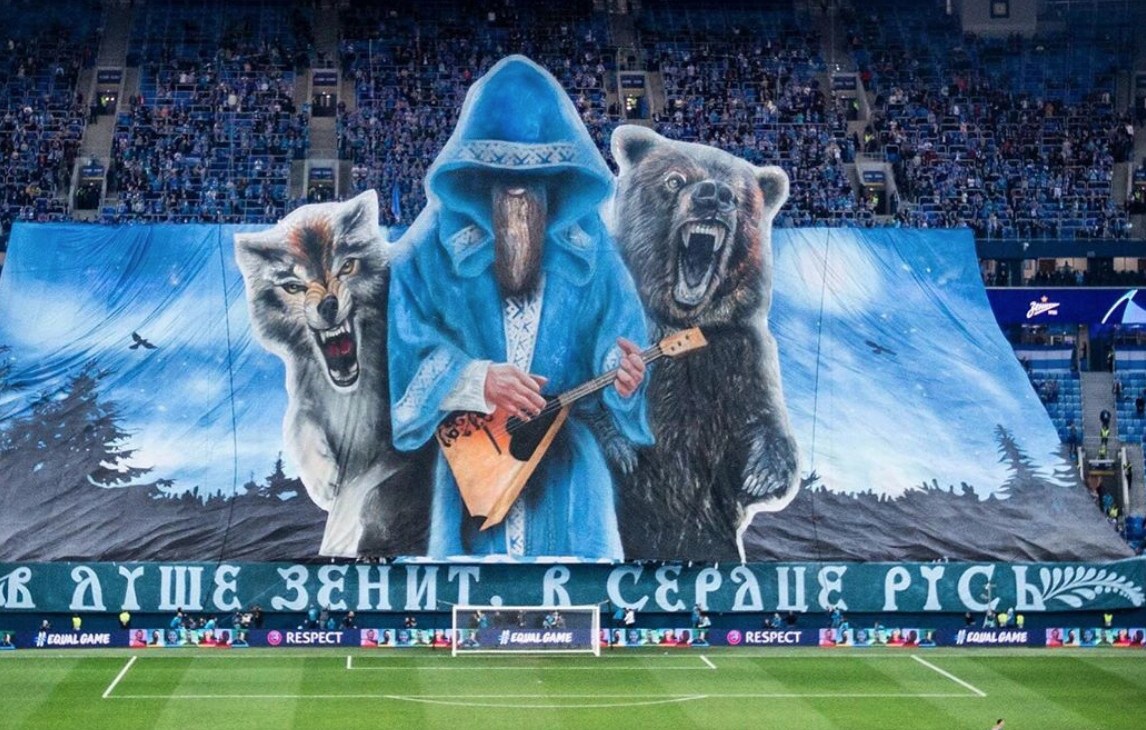 Zenit ko in Champions ma la curva vince: coreografia da applausi