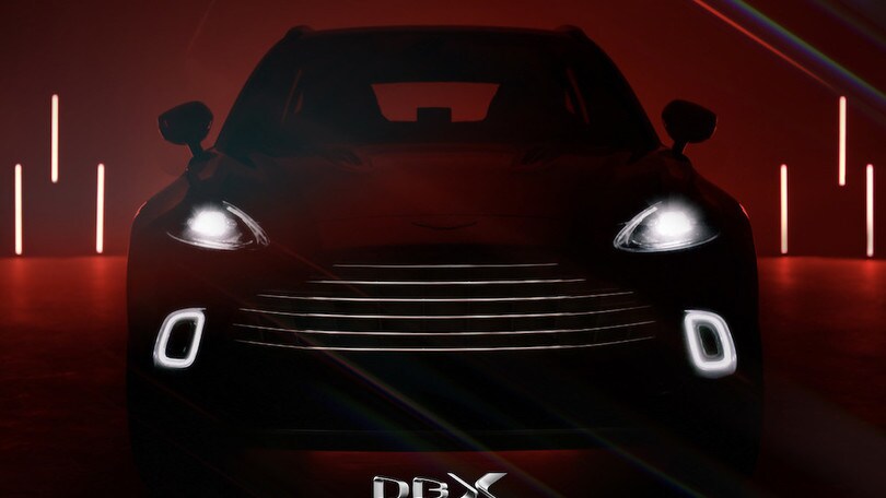 Aston Martin DBX svela il prezzo e gli interni