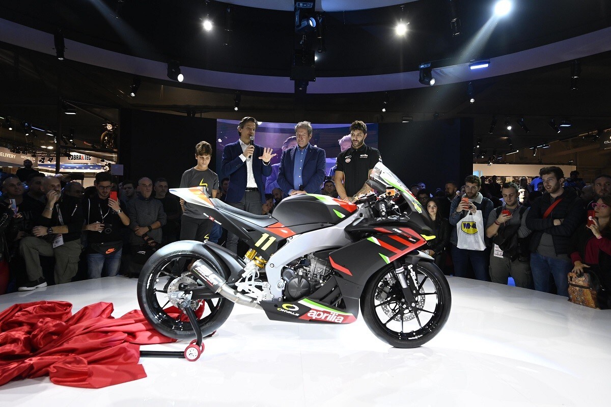 EICMA 2019, Iannone presenta Aprilia Ovahle: gli scatti