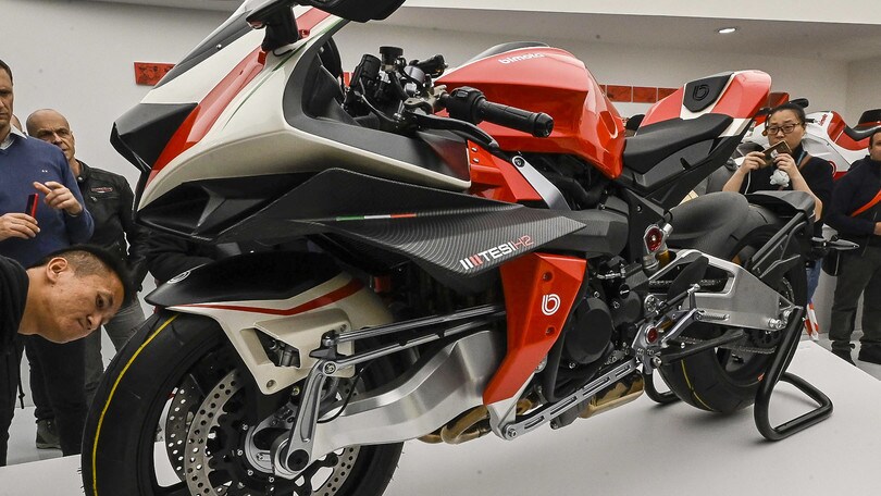 Bimota TESI H2, la supersportiva a EICMA 2019: gli scatti