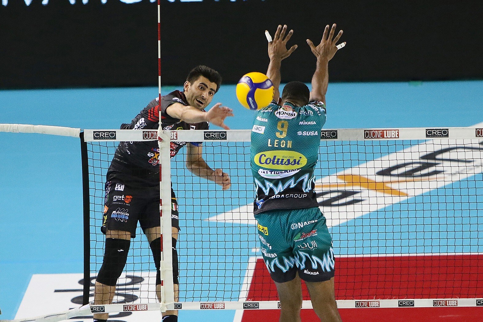 Superlega, Civitanova batte anche Perugia, quarta vittoria per Modena