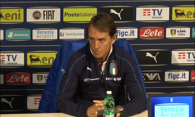 Mancini: "Ronaldo? Credo che il calciatore debba sempre avere rispetto"