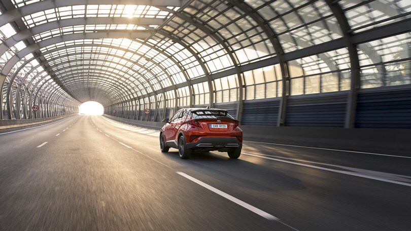 Toyota C-HR: lo show ibrido non si ferma più