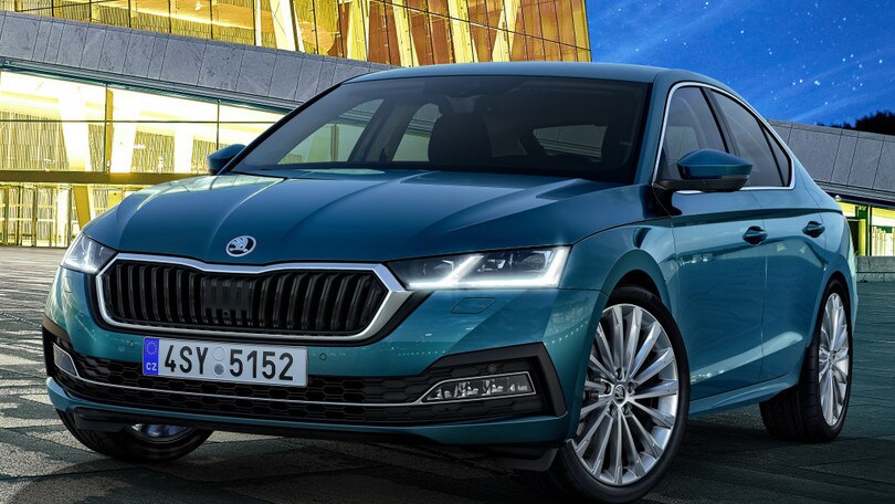 Skoda Octavia diventa ibrida con la quarta serie