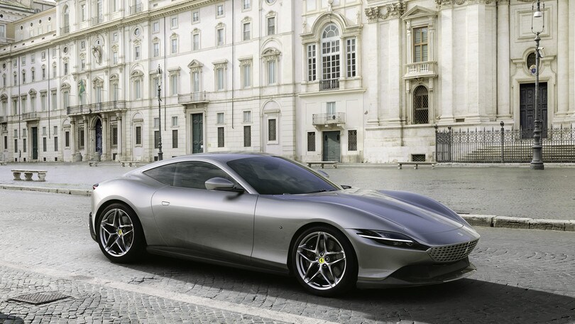 Ferrari Roma: tutte le foto
