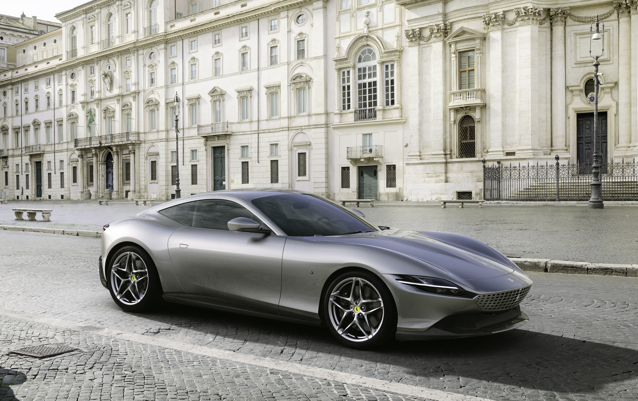 Ferrari Roma, la Gran Turismo da Dolce Vita