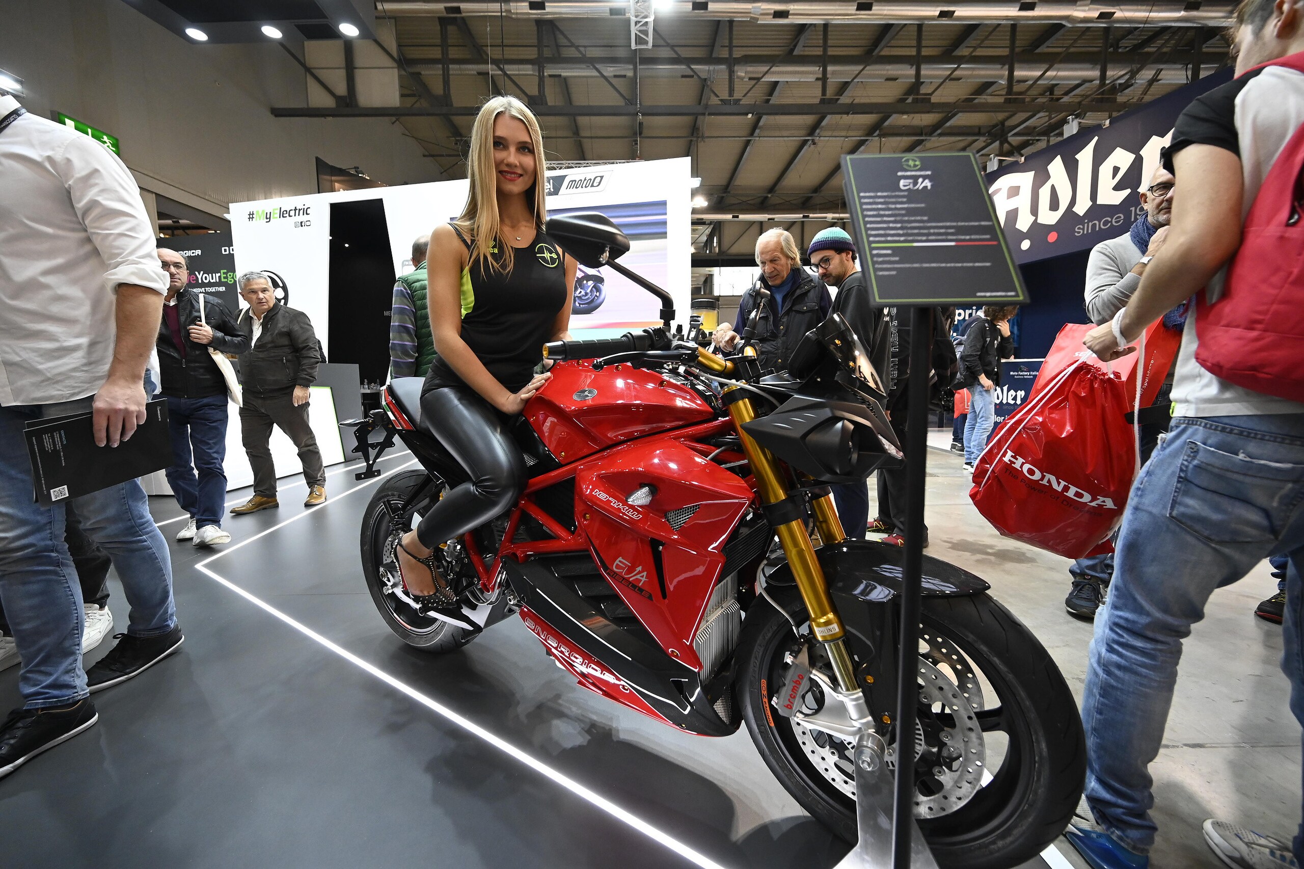 Energica, la gamma 2020 e la nuova Ribelle a EICMA 2019: gli scatti