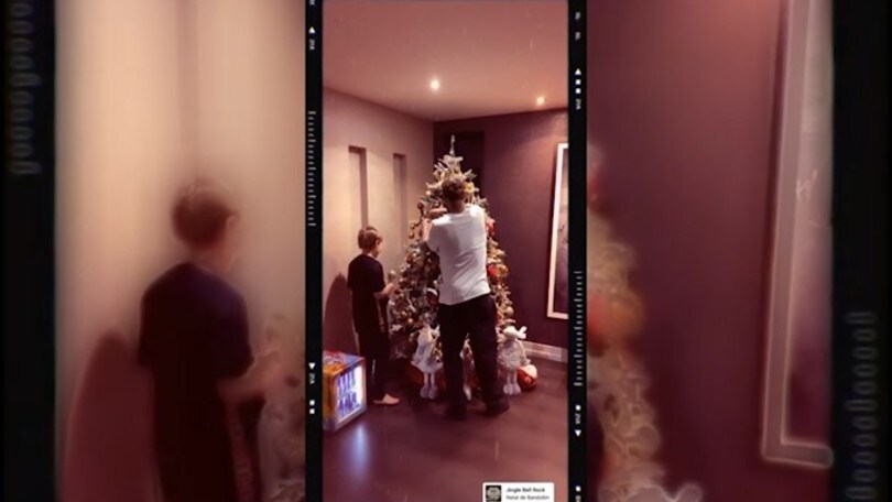 L'albero di Natale in casa Neymar