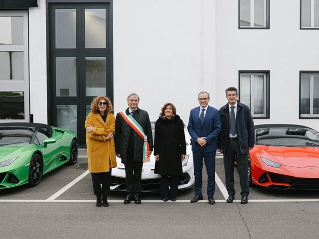 Il Presidente del Senato in visita alla Lamborghini, le immagini