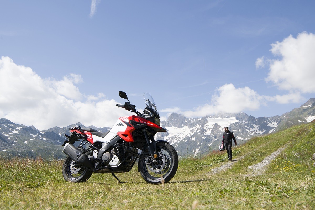 Suzuki V-STROM 1050XT Sakigake: gli scatti