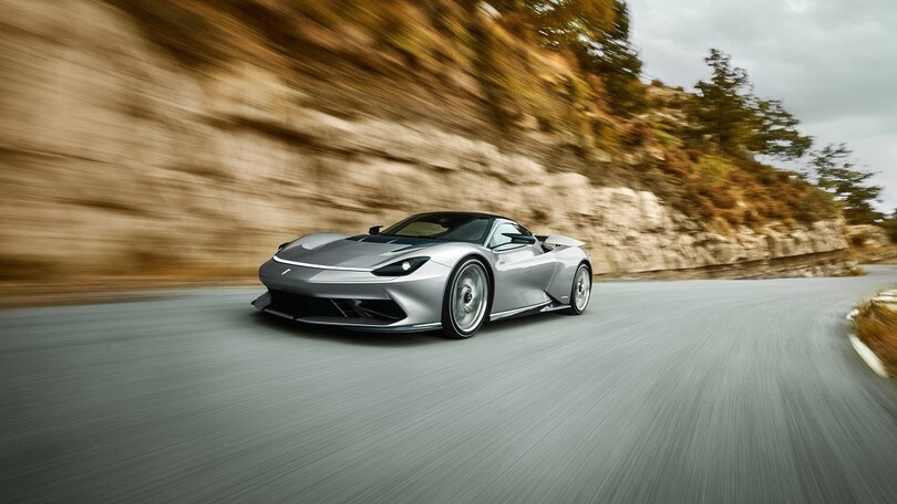 Pininfarina Battista, clienti in pista con l'Hyperdrive Experience in attesa dei nuovi modelli