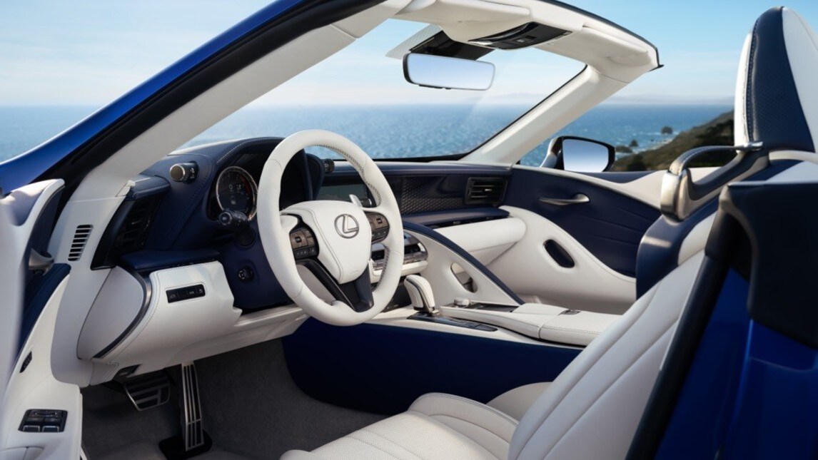 Lexus LC 500 Convertible: scatti