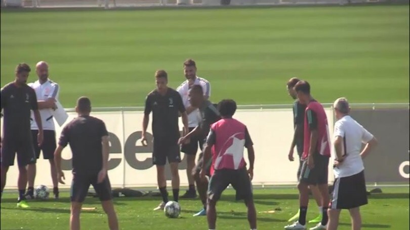 Juve, ufficiale: Cuadrado rinnova fino al 2022