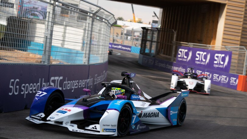 Formula E, ePrix Riad: Gara 2 in pole ancora Sims