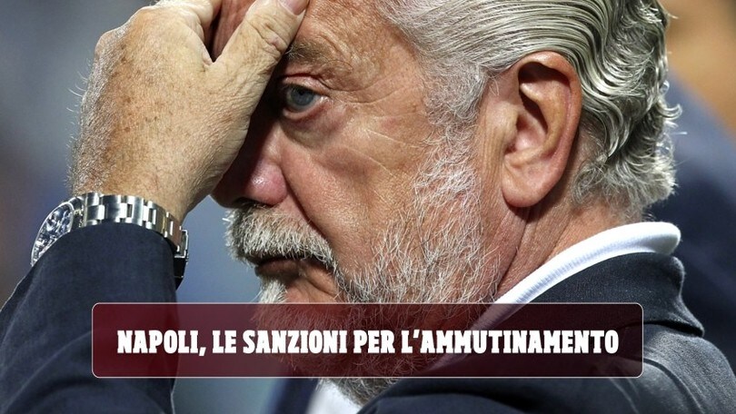 Napoli, ecco le sanzioni per l'ammutinamento