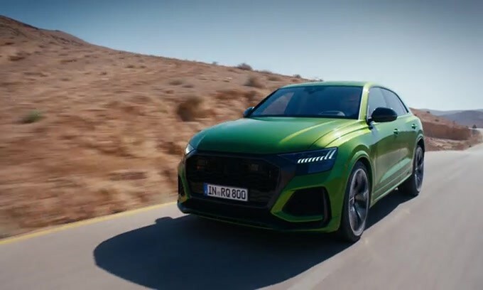 Audi RS Q8, SUV esagerato: VIDEO