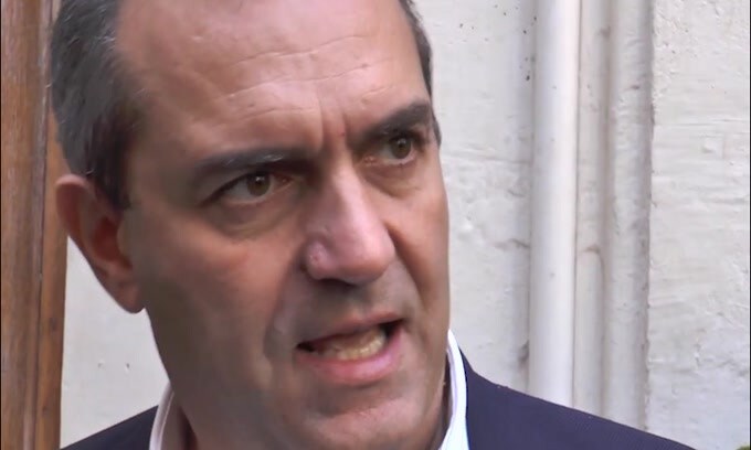 De Magistris: "Non è il solito Napoli, ci vuole coesione"