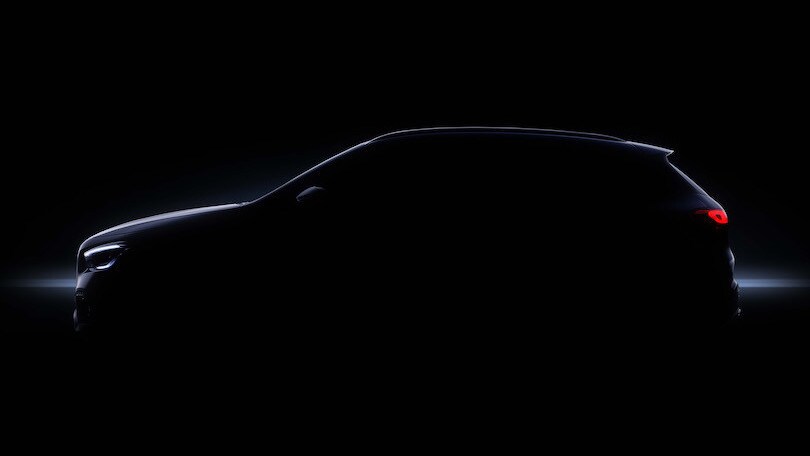 Nuova Mercedes GLA: debutto fissato l'11 dicembre
