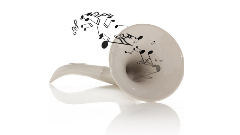 Ascoltare la musica su smartphone a zero impatto ambientale: arriva Scaramaz