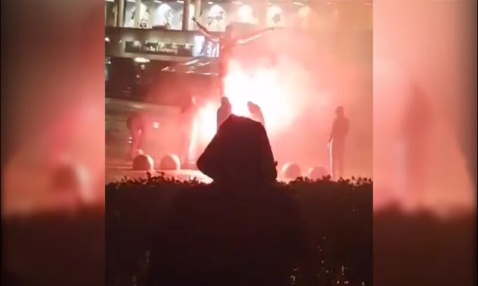 Malmoe, data alle fiamme la statua dedicata a Ibrahimovic