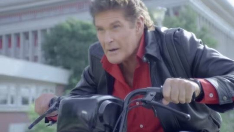 Supercar diventa un motorino, Michael Knight ancora protagonista VIDEO