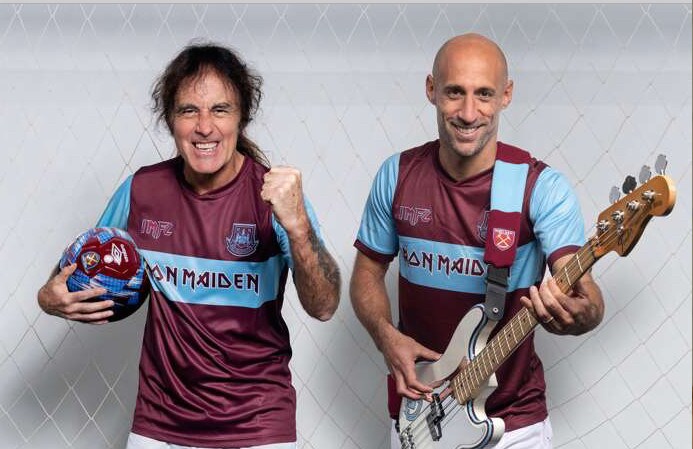 Il West Ham è metal con la maglia degli Iron Maiden!