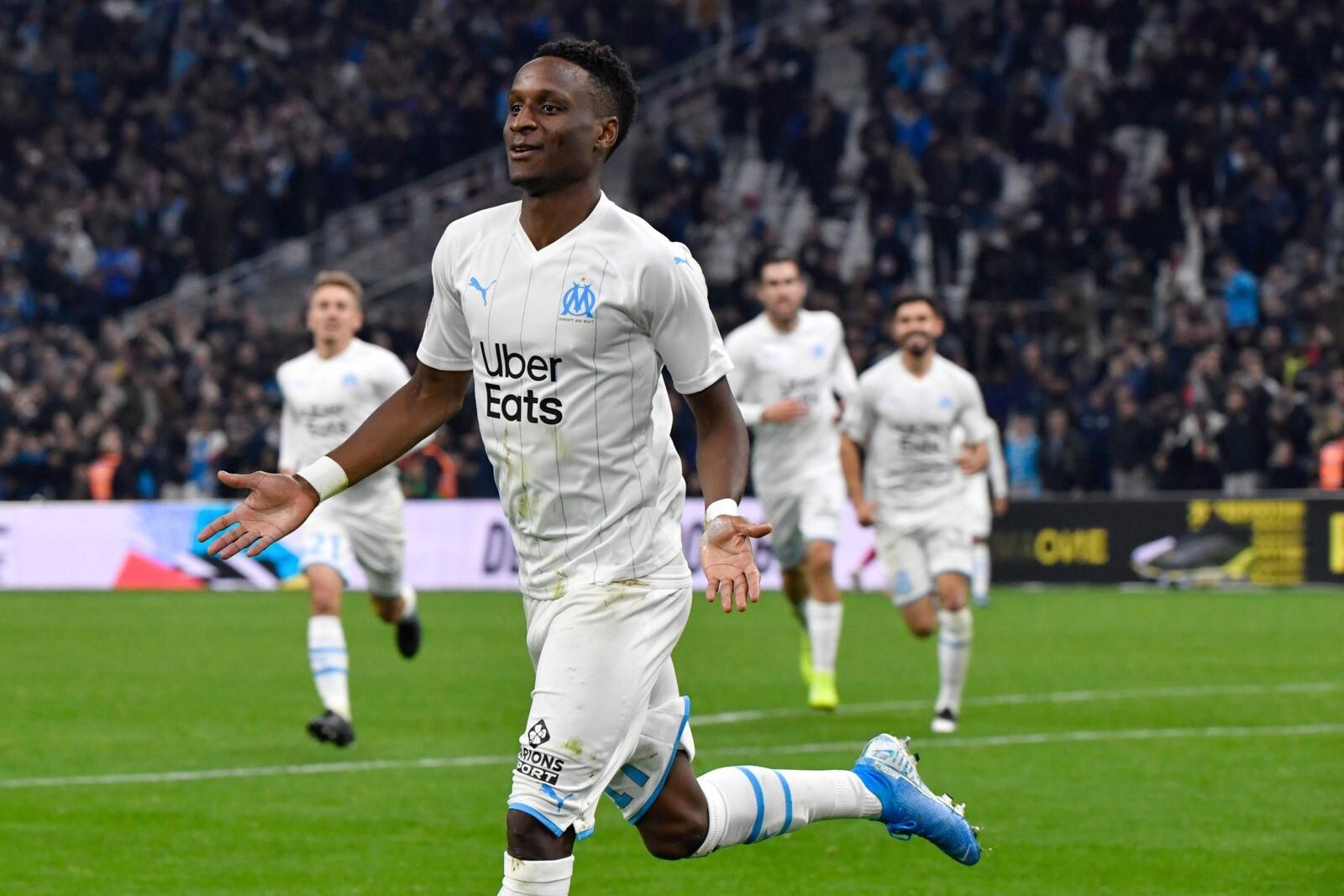 Ligue 1, l'Olympique Marsiglia batte il Brest in extremis: -5 dal Psg