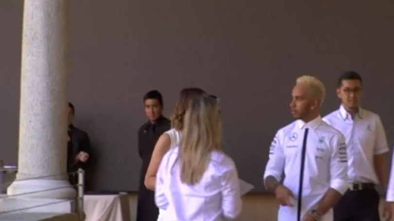F1: Hamilton in pole, Ferrari in seconda fila