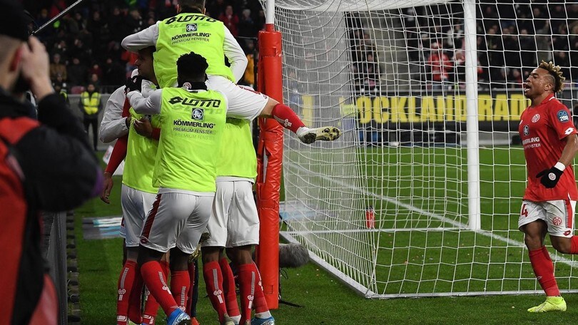 Bundesliga, Eintracht ko. Il Magonza vince in rimonta