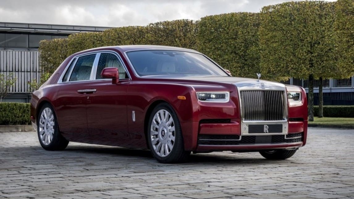 Rolls Royce Phantom RED, battuta all'asta per combattere l'Aids