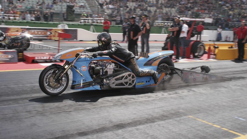 Dragster Gulf pilotato da Ian King, le immagini
