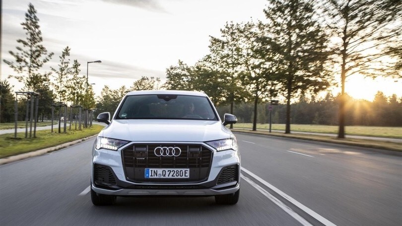 Audi Q7 e quattro, ibrido plug-in doppio per il 2020