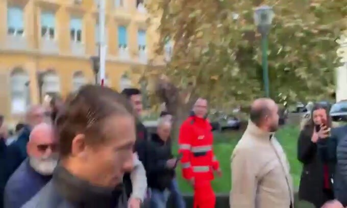 Pau Lopez in visita al Policlinico Umberto 1°