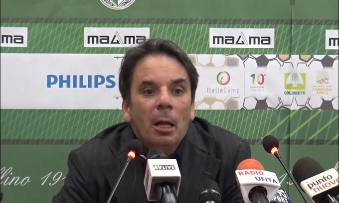 Capuano show: "Io in discussione? Facciamo riaprire i manicomi"