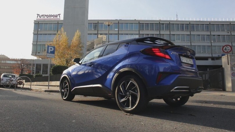 Nuovo Toyota C-HR Hybrid: il Test di Torino