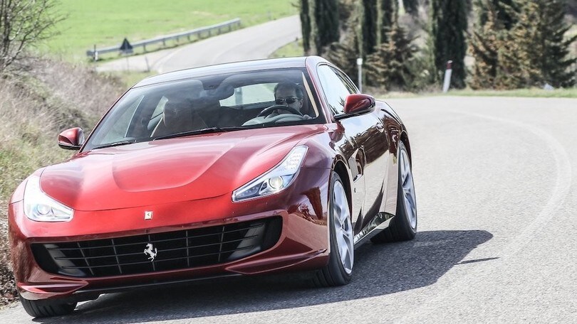 Ferrari, per l'elettrica bisogna attendere più di 5 anni