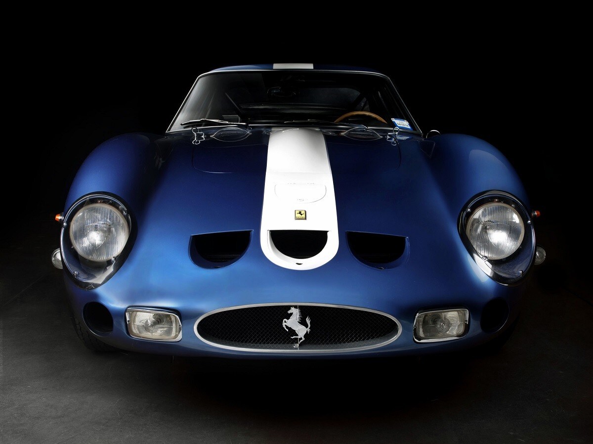 Auto storiche in Classic Blue: foto