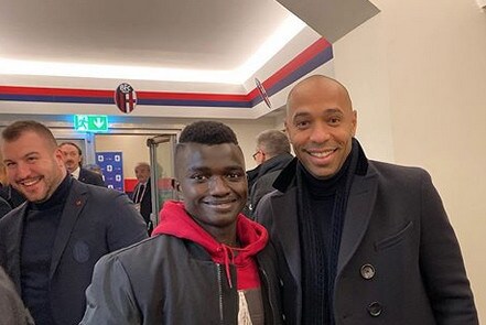 Alla festa del Bologna c'è anche Henry