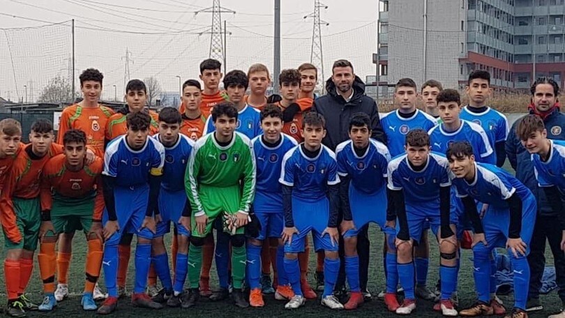 Barzagli con gli Under 17 di Venaria e Barcanova