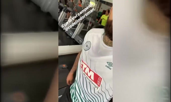 Allenamento in palestra per Vidal