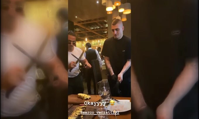 Verratti show con Salt Bae