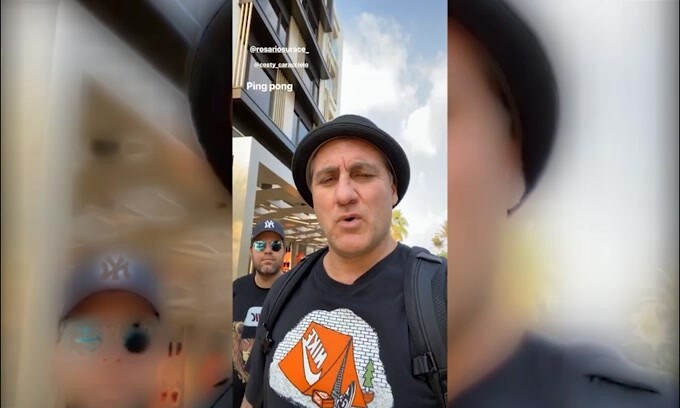 Vieri vince una sfida a ping pong