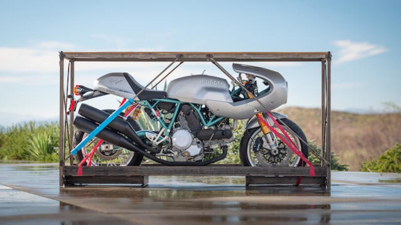 Ducati Paul Smart 1000LE, asta per l'edizione limitata del 2006