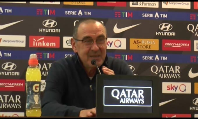 Sarri: "Cambiato dalla Juve? Mia moglie dice che sono sempre un testa di cazzo"